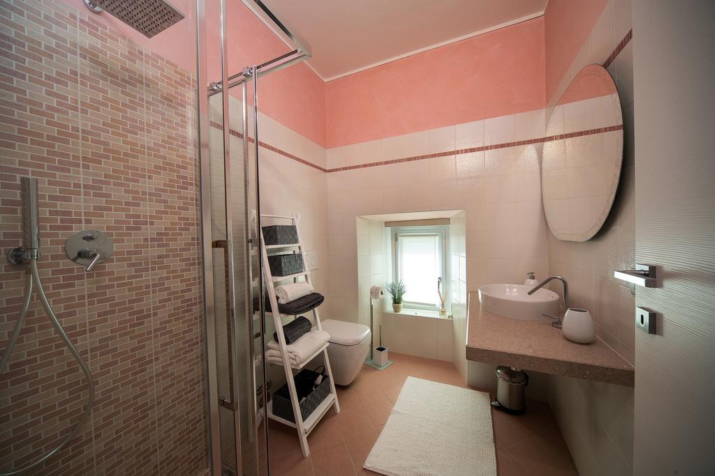 Il Portico Apartment Baveno Luaran gambar